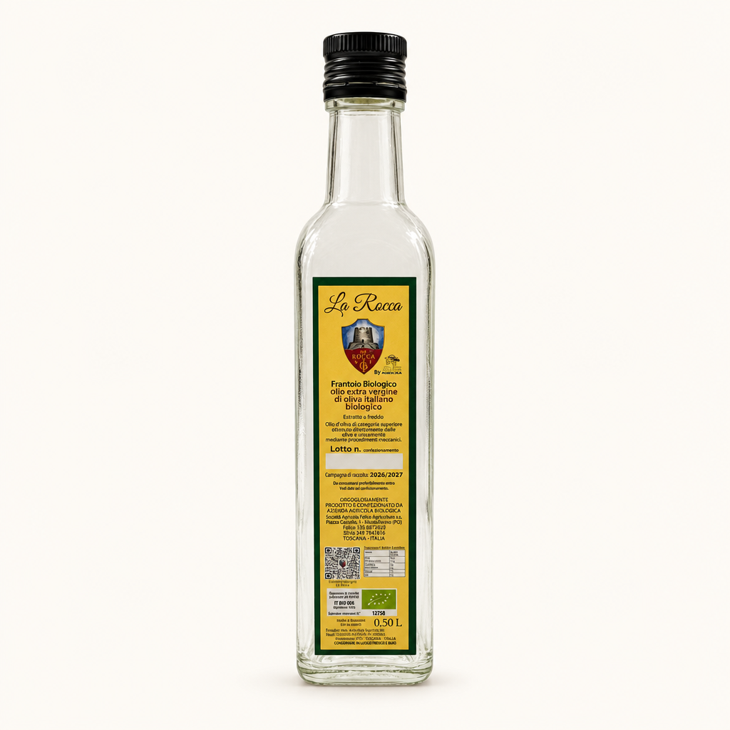 Transparente 0,5-Liter-Glasflasche mit gelbem Etikett auf der Rückseite, das italienisches Bio natives Olivenöl extra von Frantoio La Rocca angibt, schwarzer Schraubverschluss.